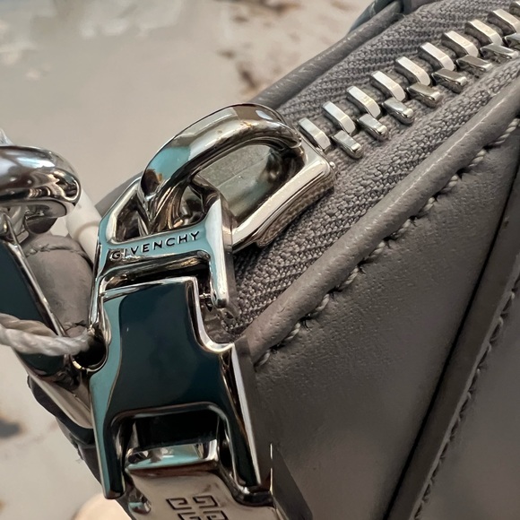 NWT GIVENCHY Nano Antigona Crossbody Bag- GREY - Picture 8 of 11